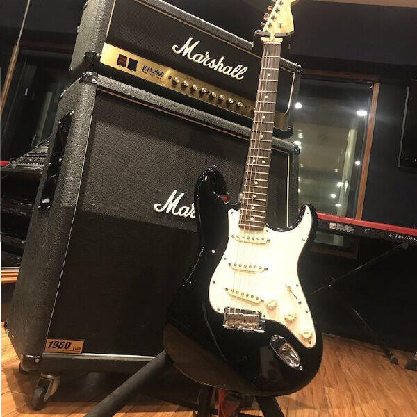 0304_akasaka_guitarrental_1.jpg